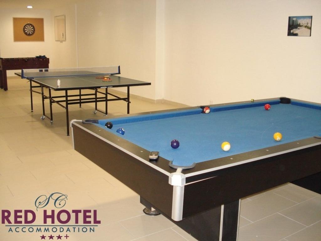 Red Hotel Accommodation Cluj-Napoca Exterior photo